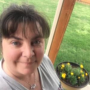 Meet your Posher, Brenda